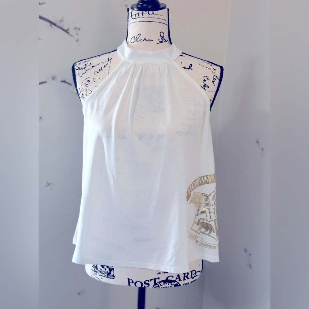 Universal Studios Harry Potter Flowy Top – Size Small – Cream with Gold Accents
